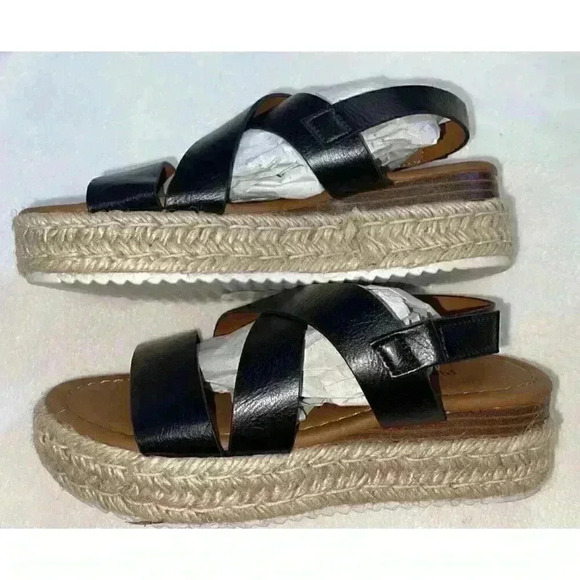 Pierre Dumas Women’s Wedge Low Platform Sandal - Picture 3 of 8